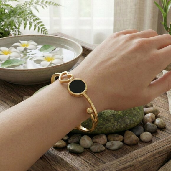 18K Gold Plated Stainless Steel Bangle Bracelet Heart Black Charm Minimalist - Picture 3 of 17